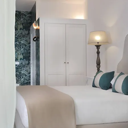 Alojamento de Acomodação e Pequeno-almoço Maison D'enri 4*