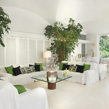 Maison D'enri 4* גאליפולי