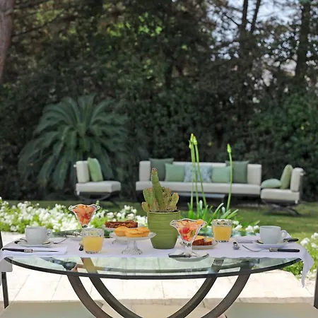 Maison D'enri Bed and Breakfast