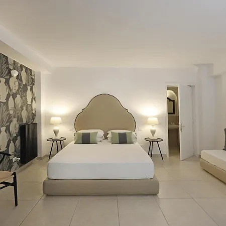 Maison D'enri לינה וארוחת בוקר 4*