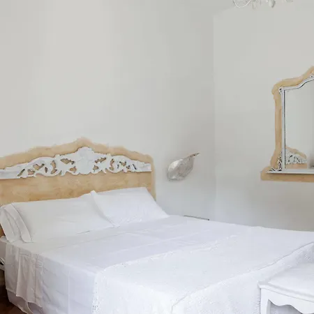 Maison D'enri Bed & Breakfast