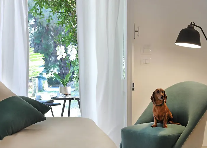 Maison D'enri Bed & Breakfast 4*